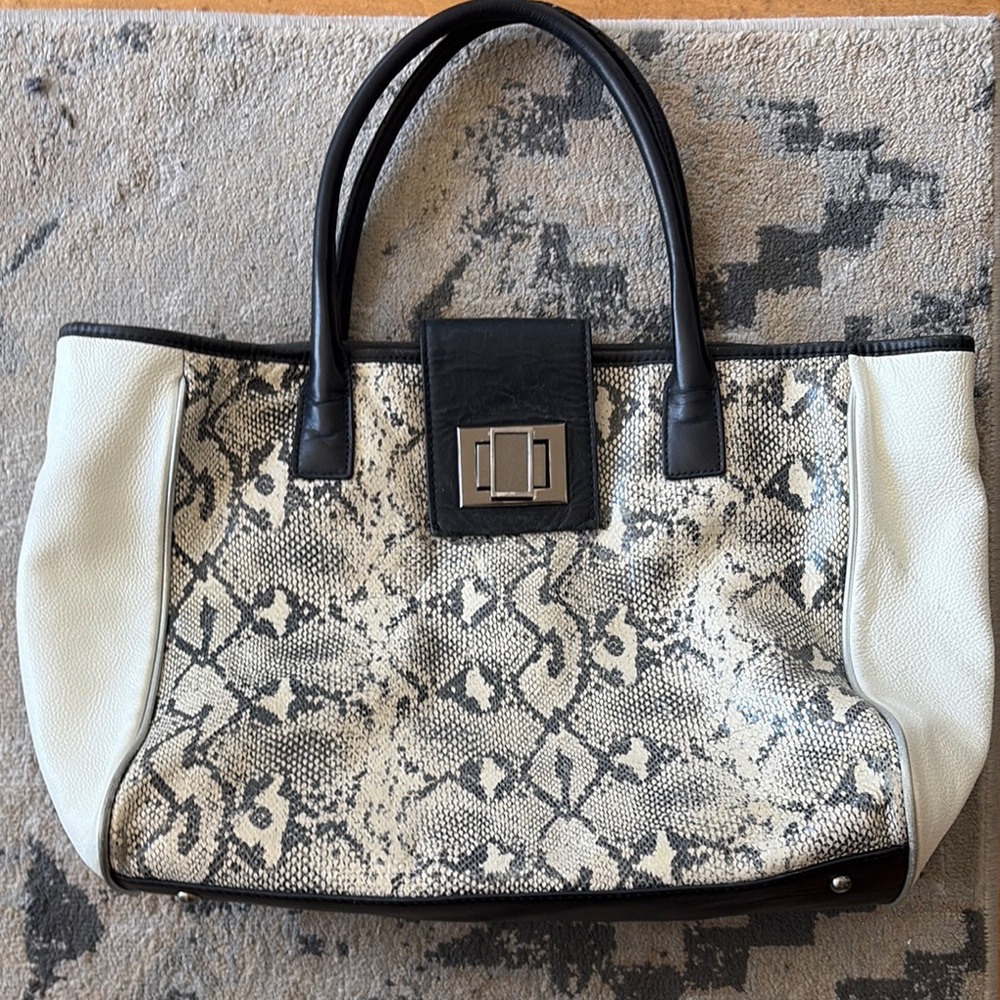 100% Leather - Vintage Charles Jourdan Tote Bag